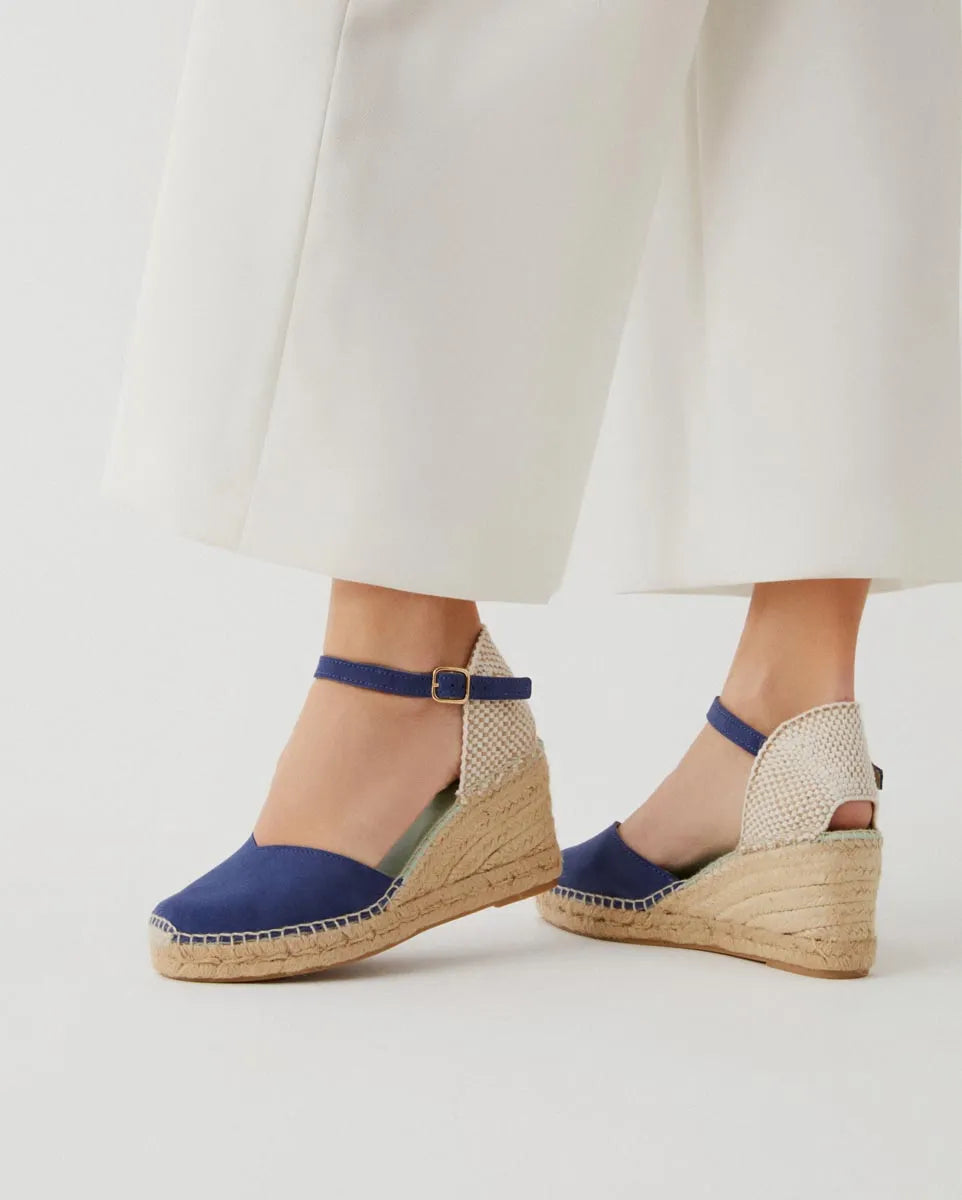 Alpargatas para mujer con hebilla color azul báltico | Atria