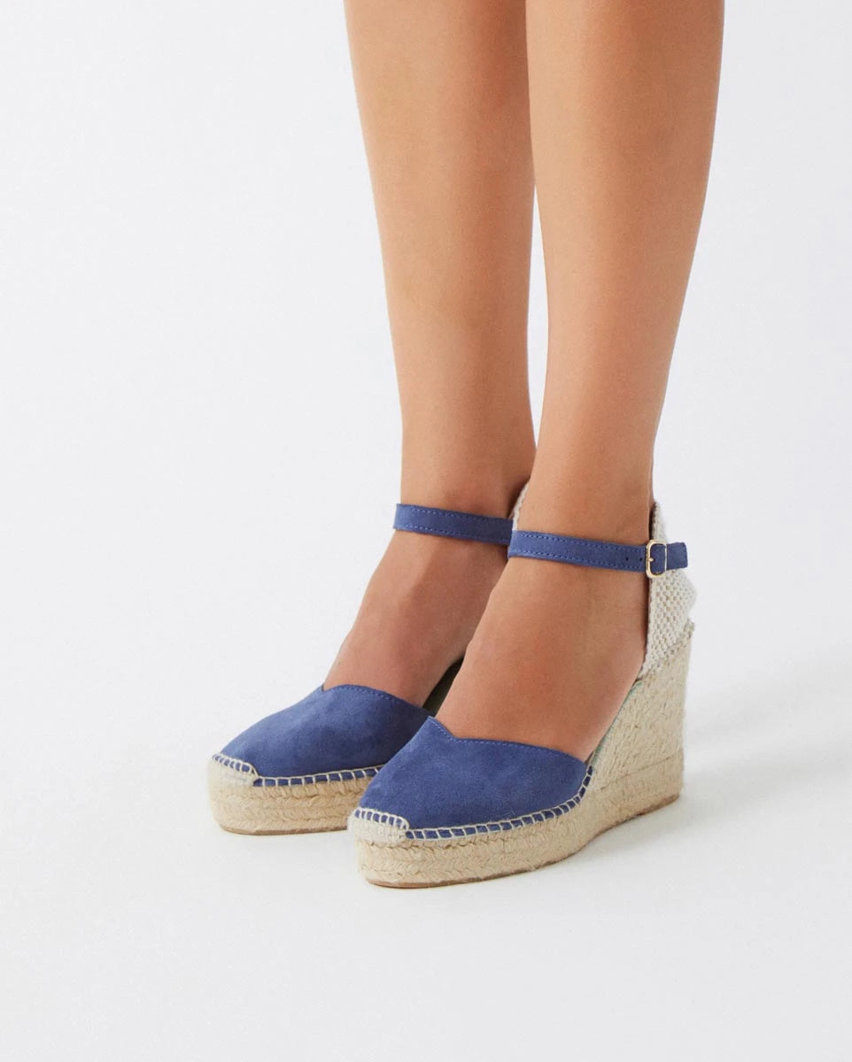 Alpargatas con hebilla cuña alta color azul báltico | Carinae