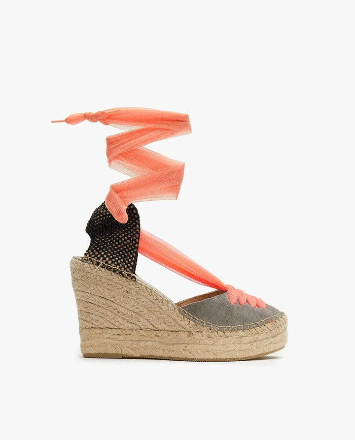 Alpargatas valenciana con cinta tul rosa coral fluor | Meridian 121