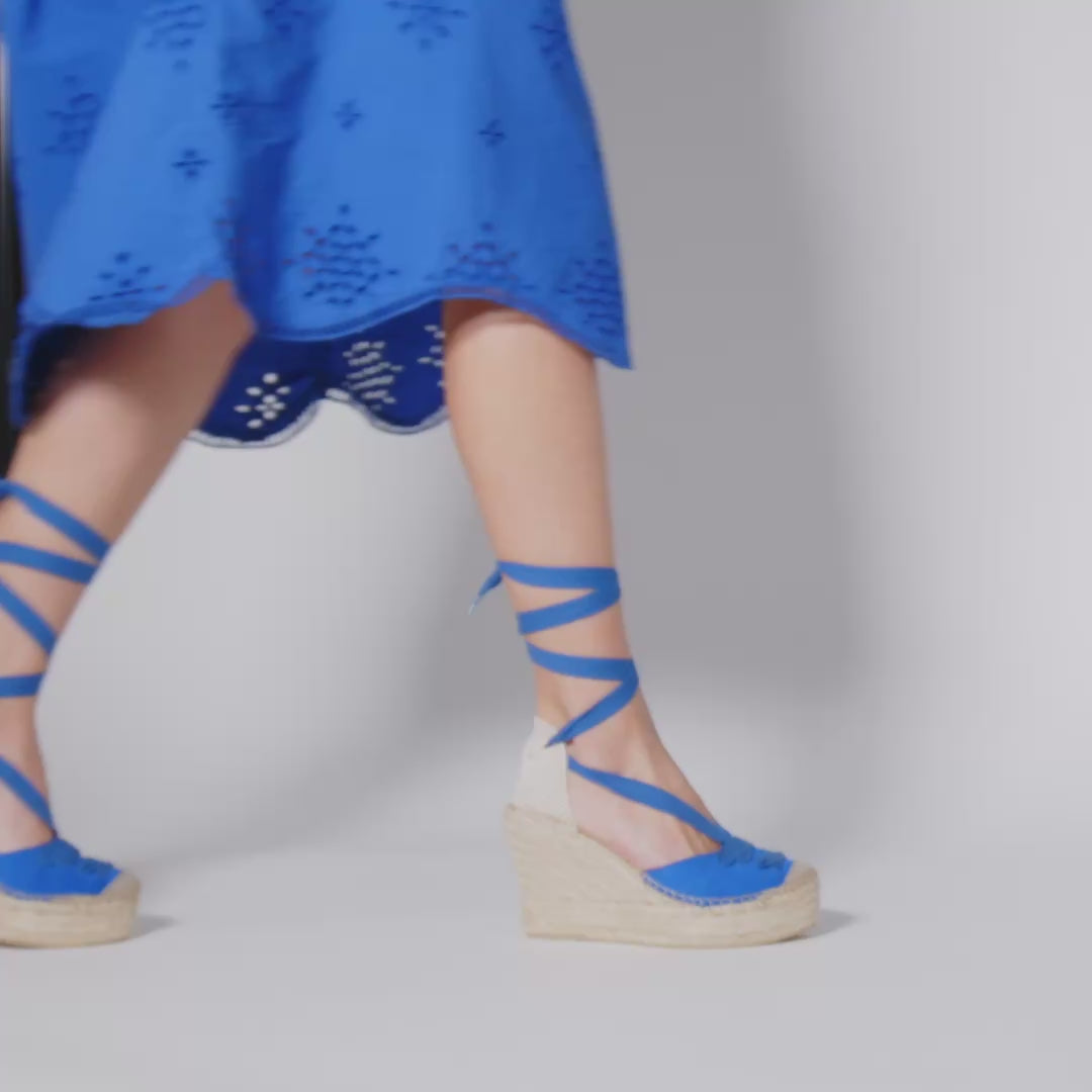 Alpargata cuña alta azul eléctrico | Meridian 119