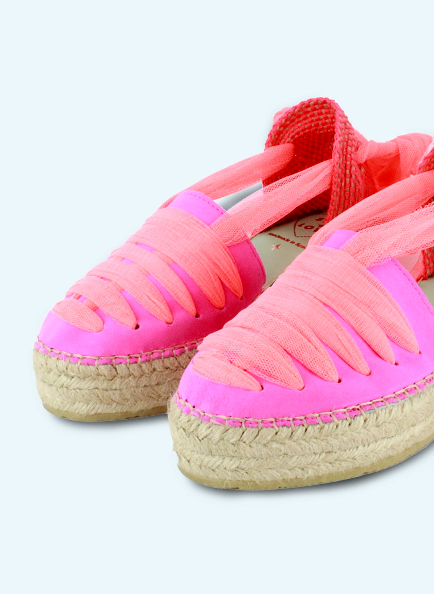 Alpargatas cuña media fucsia y coral con cintas | Aquila 19