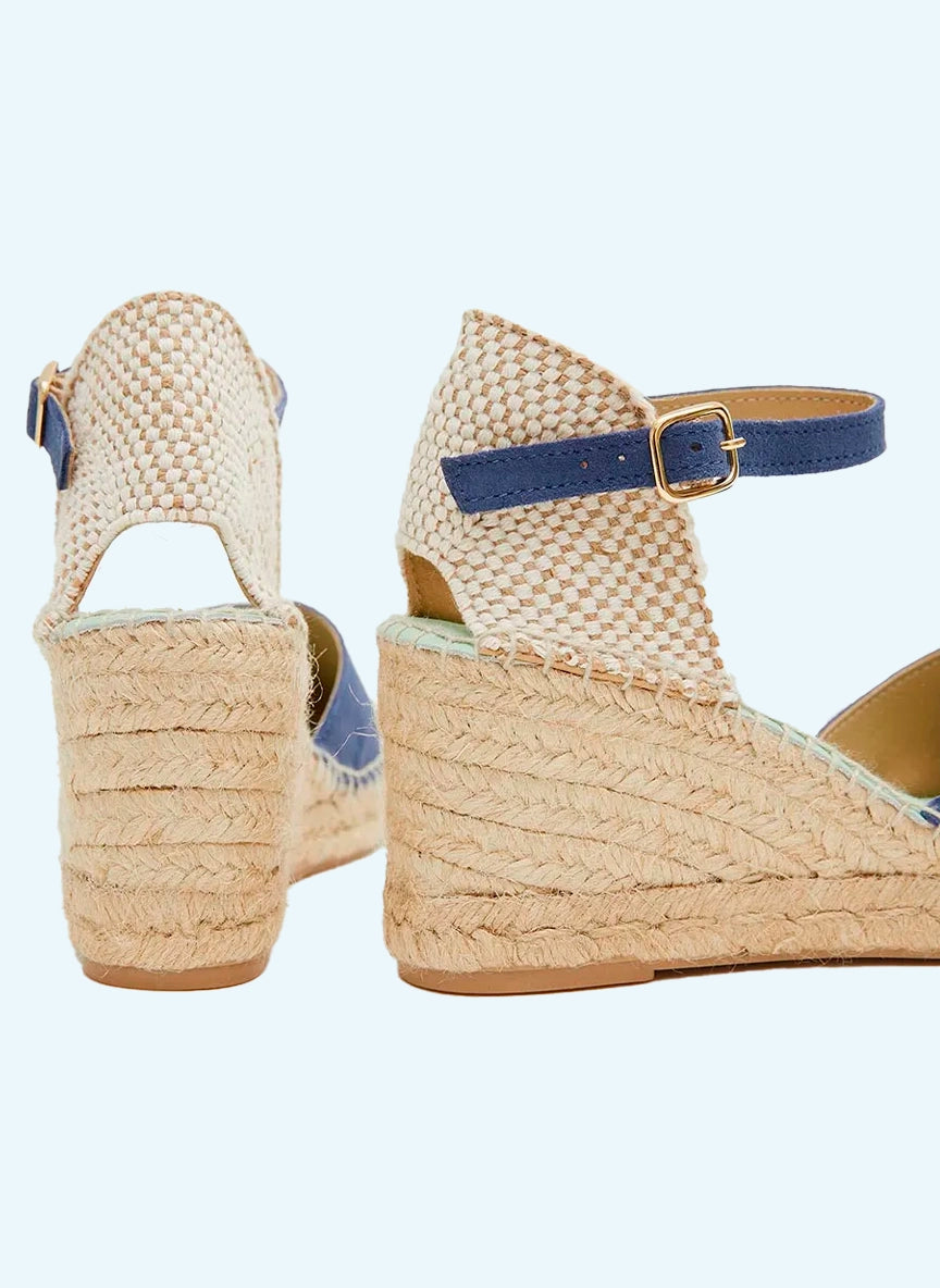 Alpargatas para mujer con hebilla color azul báltico | Atria