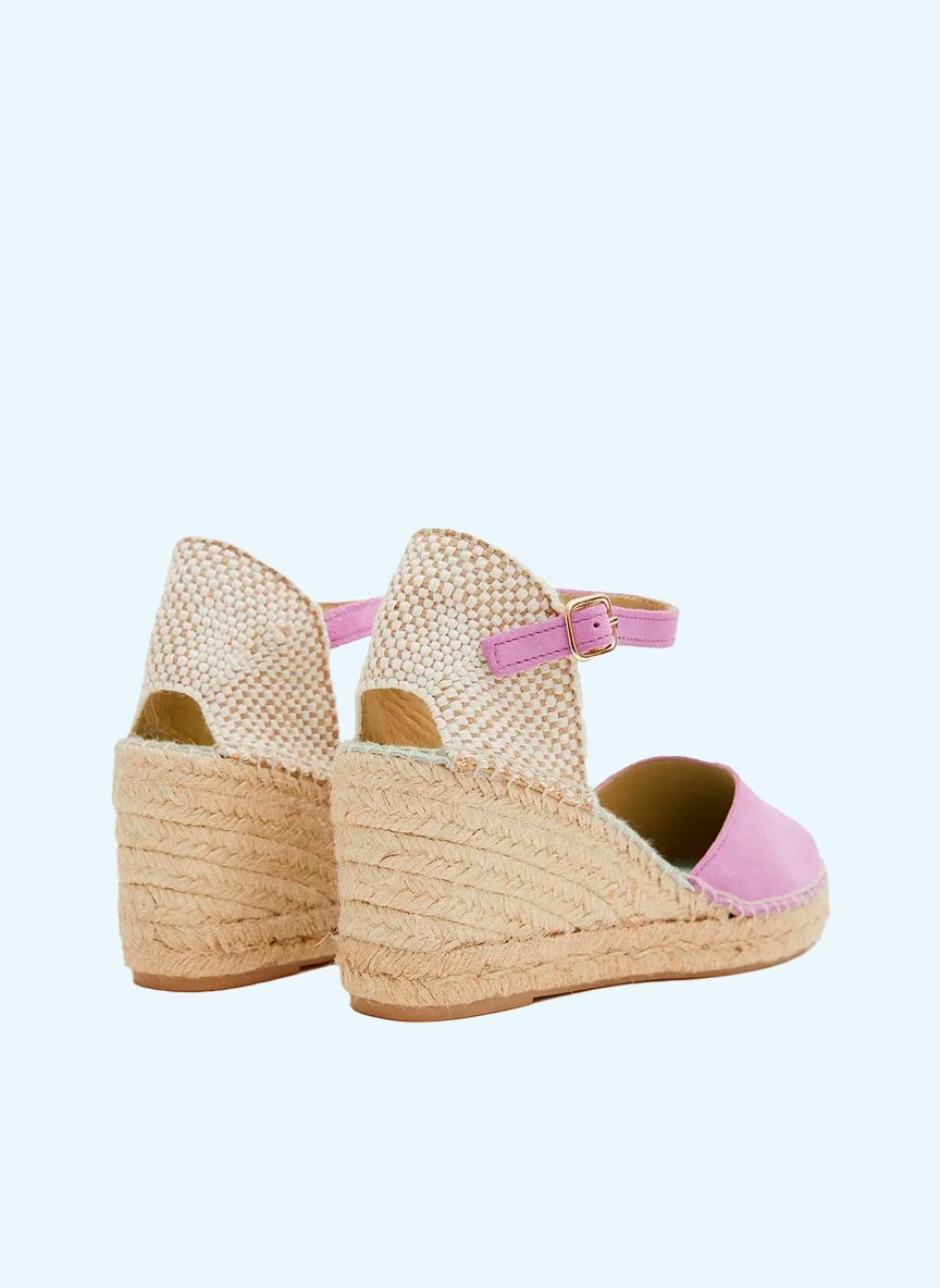 Alpargatas con hebilla y cuña media color lila | Atria