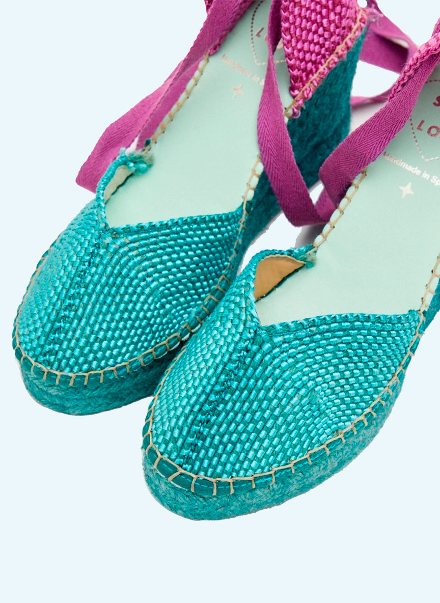 Alpargatas verdes con lazo fuxia| Beta 143