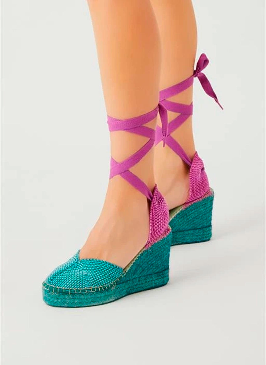 Alpargatas verdes con lazo fuxia| Beta 143