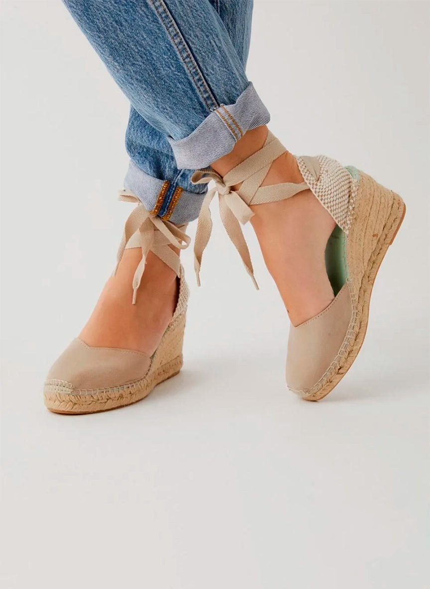 Alpargatas cuña media color piedra con cinta intercambiable | Columba