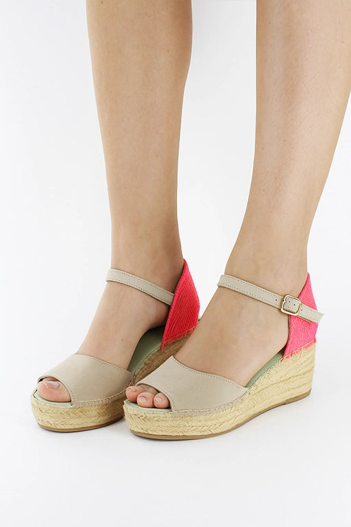 Alpargatas sandalias en tono gris con detalles fuxias | Dalim 52