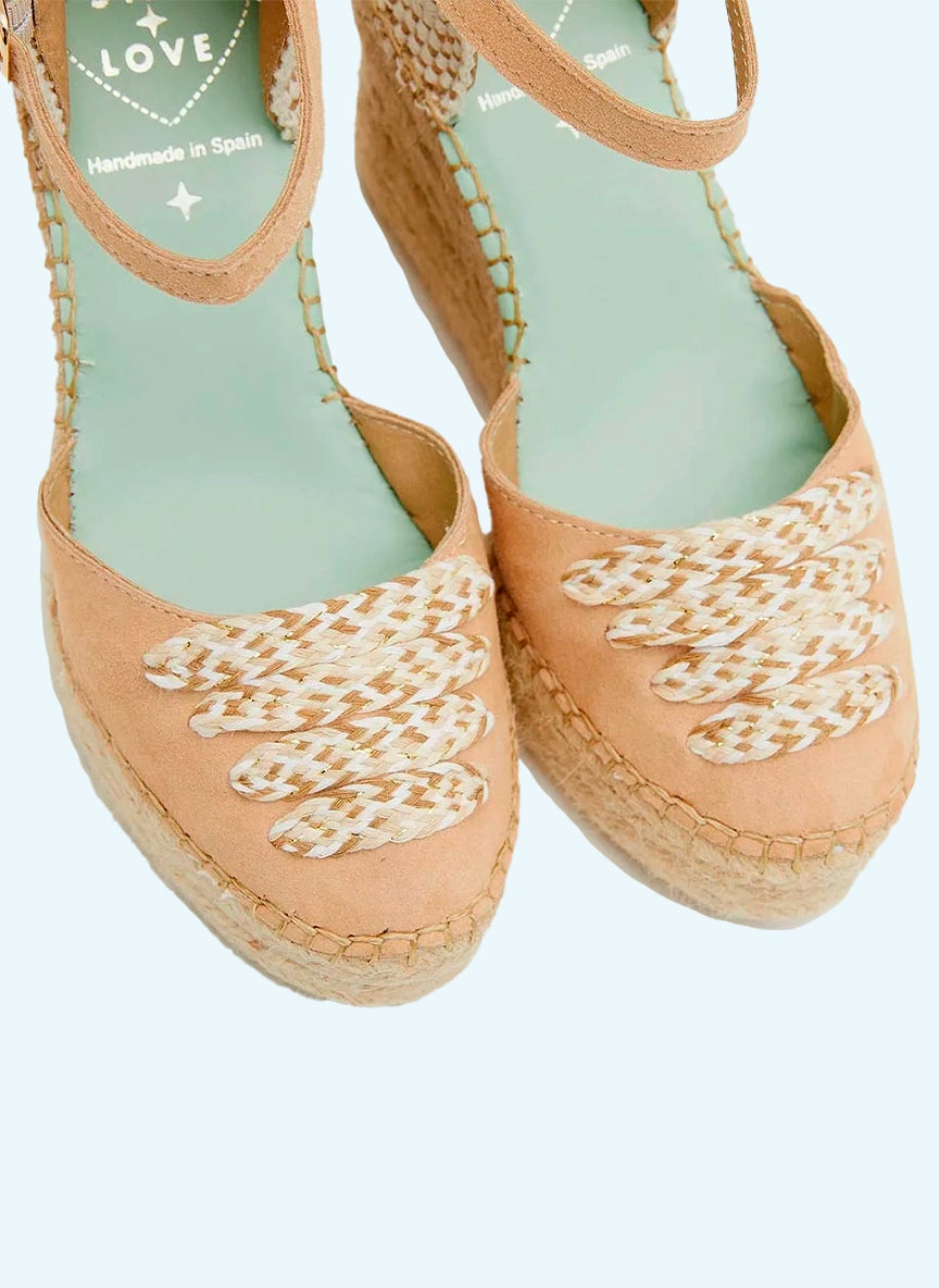 Alpargatas color arena con hebilla | Musida 124