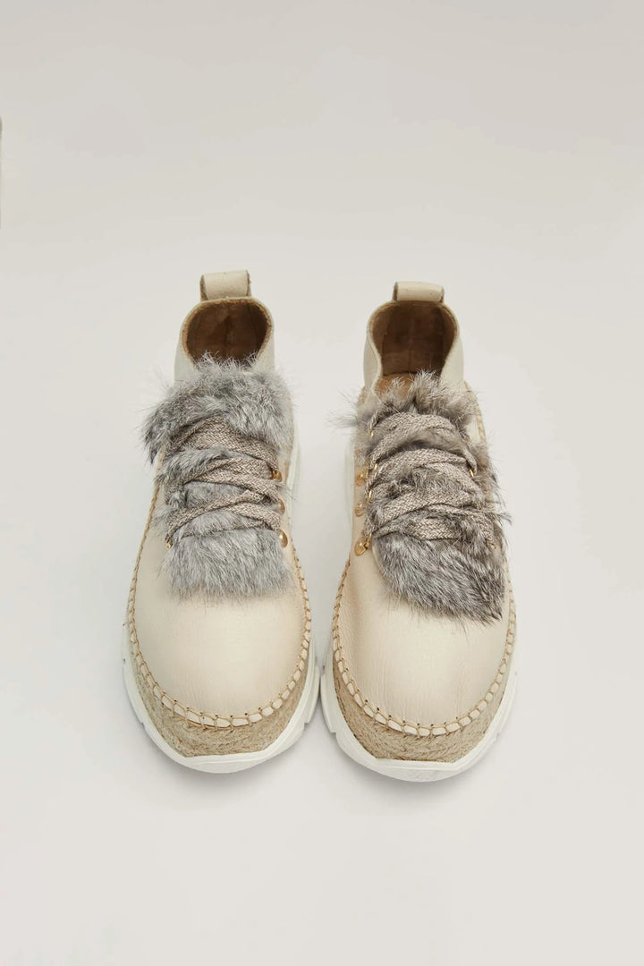 Deportivas mujer de piel color hielo | Naos 31