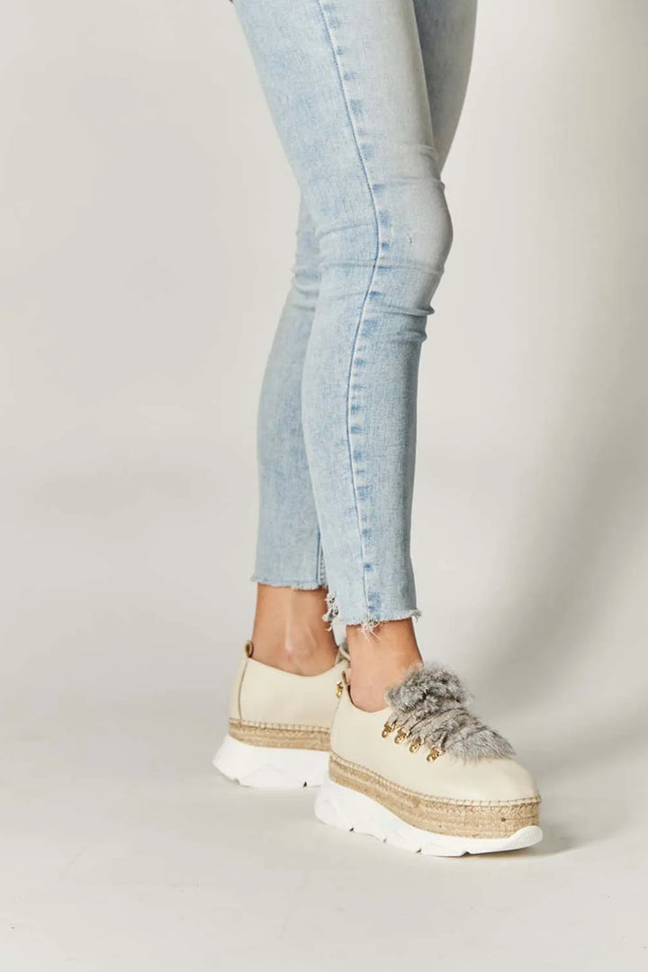 Deportivas mujer de piel color hielo | Naos 31