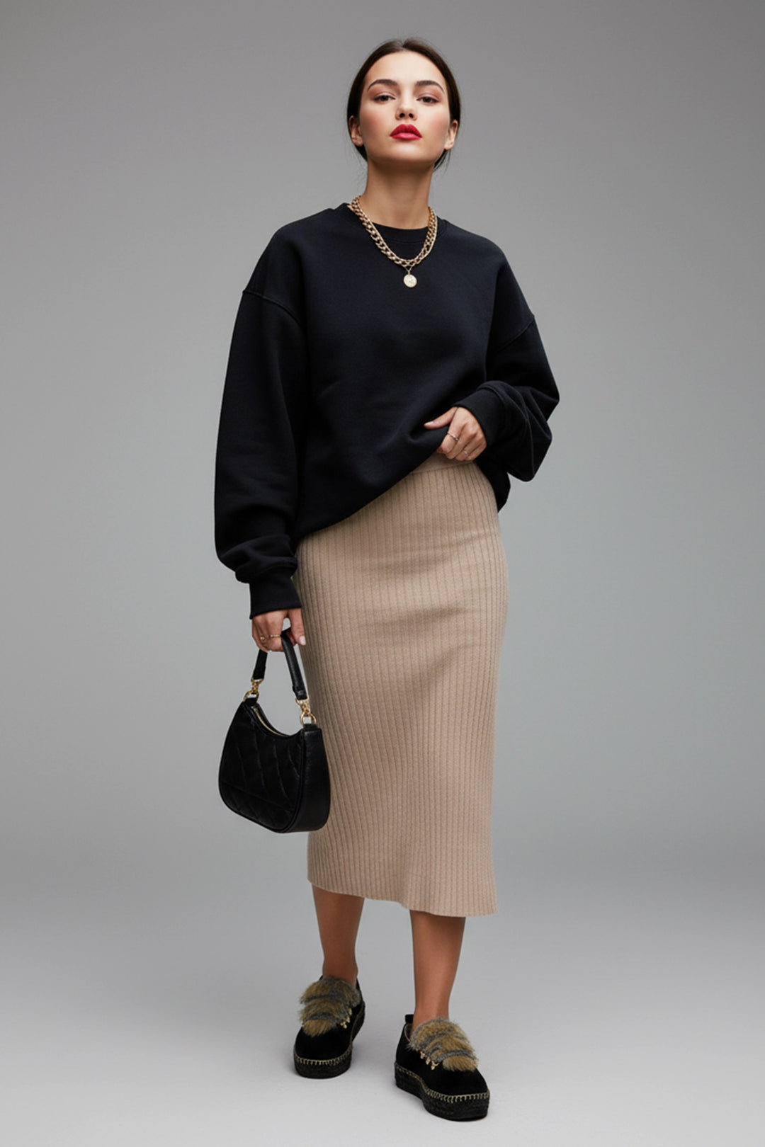 Sneakers mujer negras con pelo y suela de yute | Naos 16