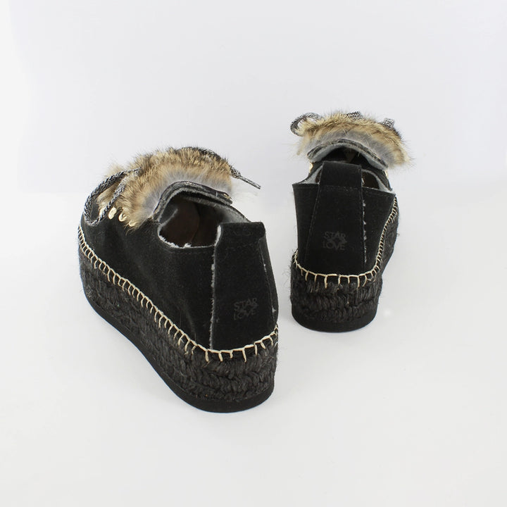 Sneakers mujer negras con pelo y suela de yute | Naos 16