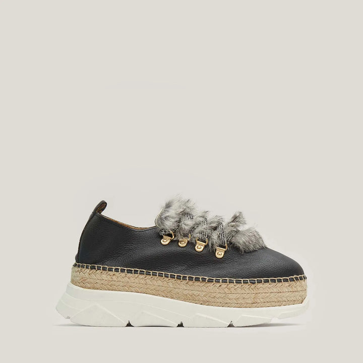 Sneakers de piel color negro y pelo con suela híbrida | Naos 31