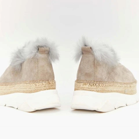 Zapatills deportivas mujer color gris niquel con pelo | Naos 91