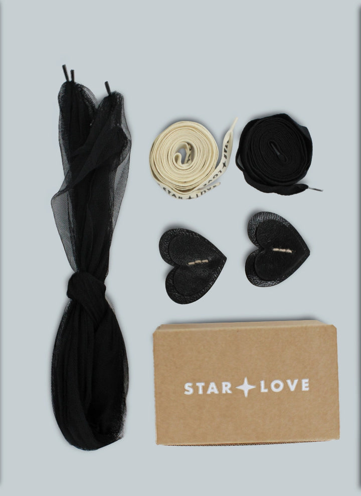 Pack adornos y cintas para zapatos | Pack Corazon Negro