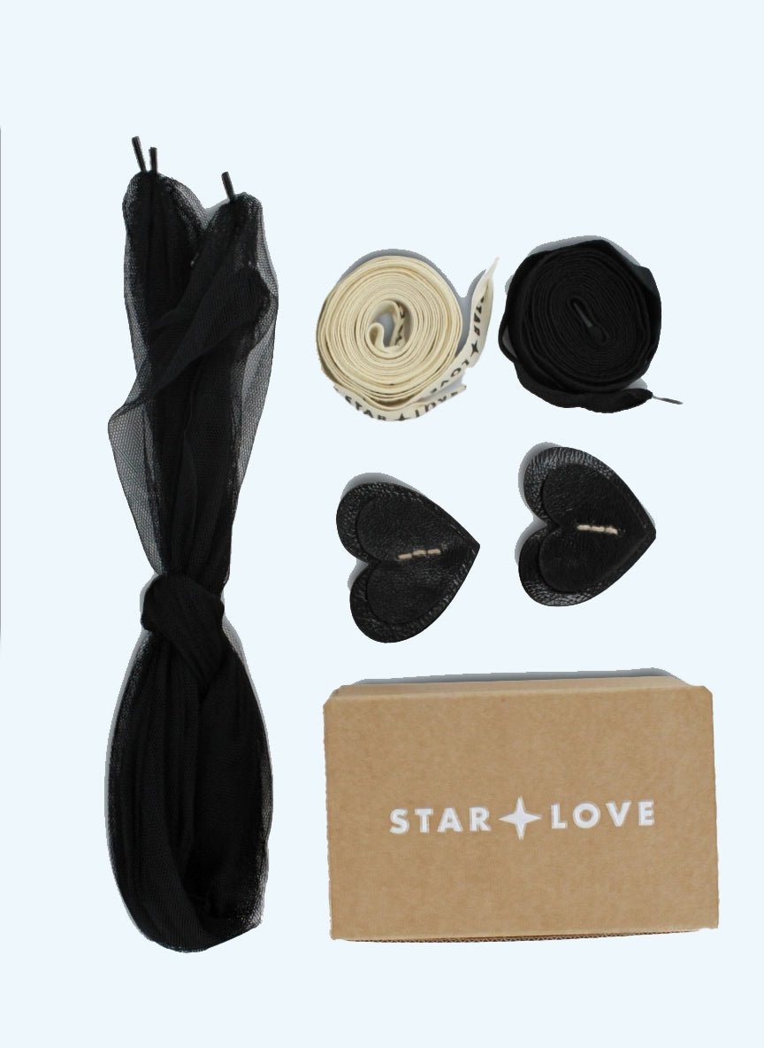 Pack adornos y cintas para zapatos | Pack Corazon Negro