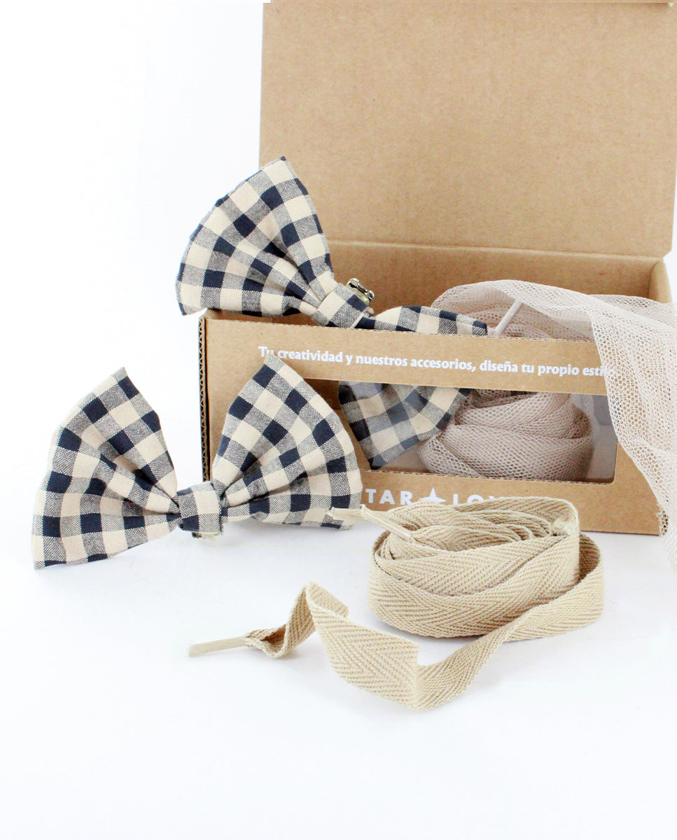 Pack adornos para calzado en color blanco crudo y negro | Pack negro/crudo