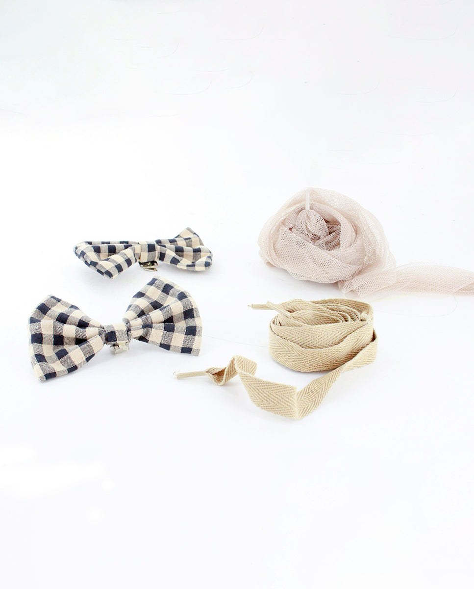 Pack adornos para calzado en color blanco crudo y negro | Pack negro/crudo