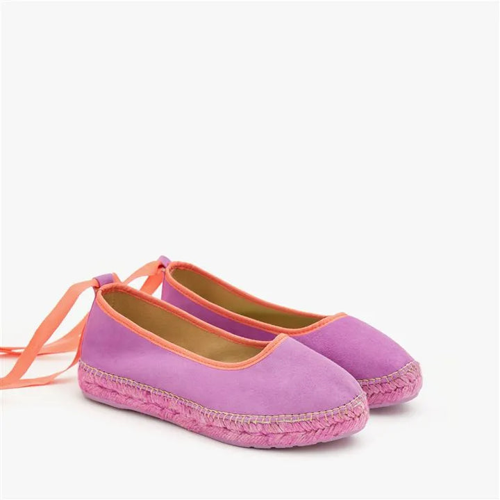 Merceditas lilas con cinta naranja | Suhail 110