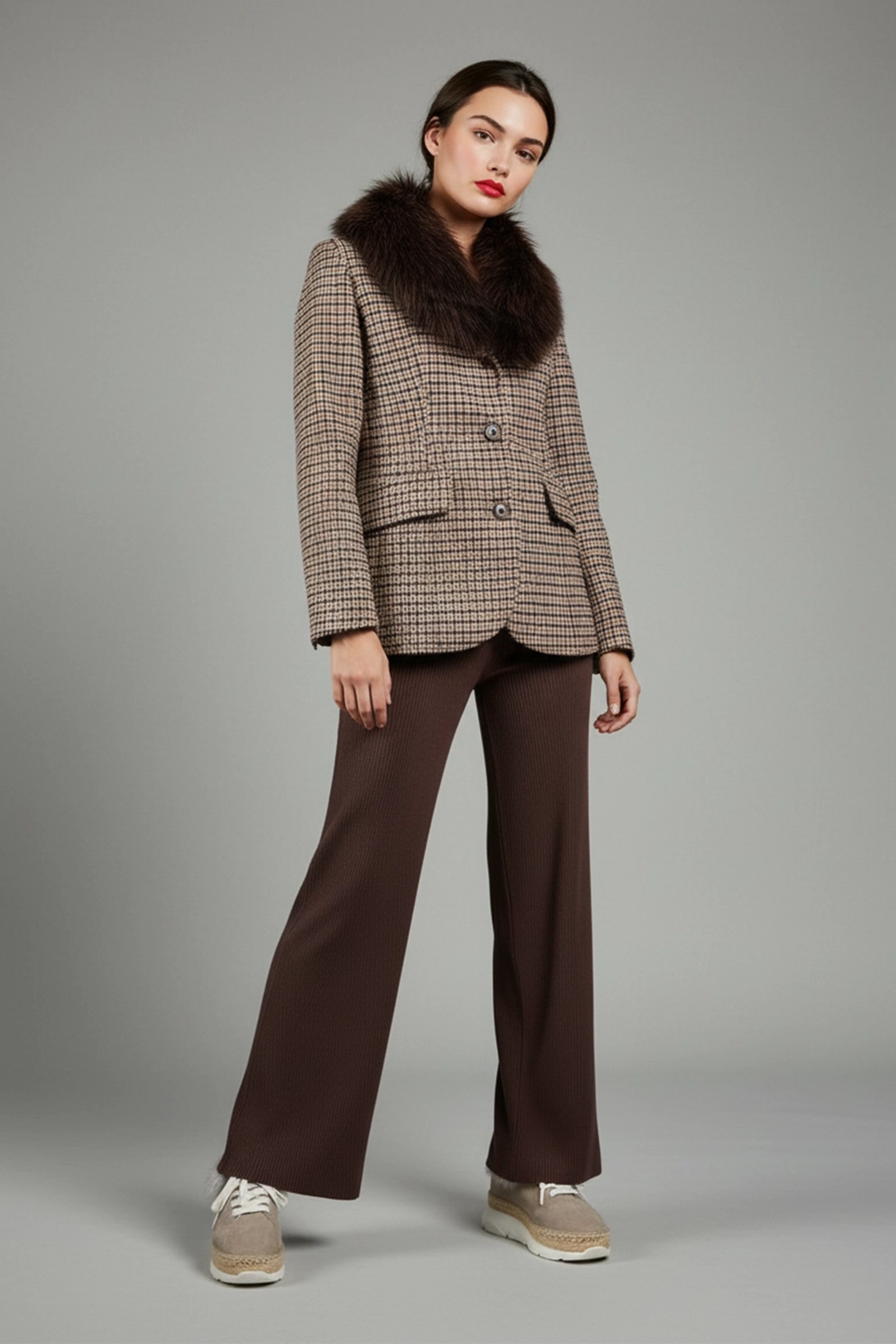 Cuello de pelo natural desmontable color chocolate | Alicia