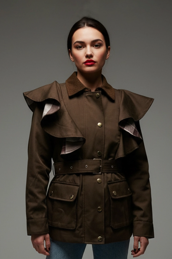 Trench mujer color cacao con volantes y cinturón | Raquel