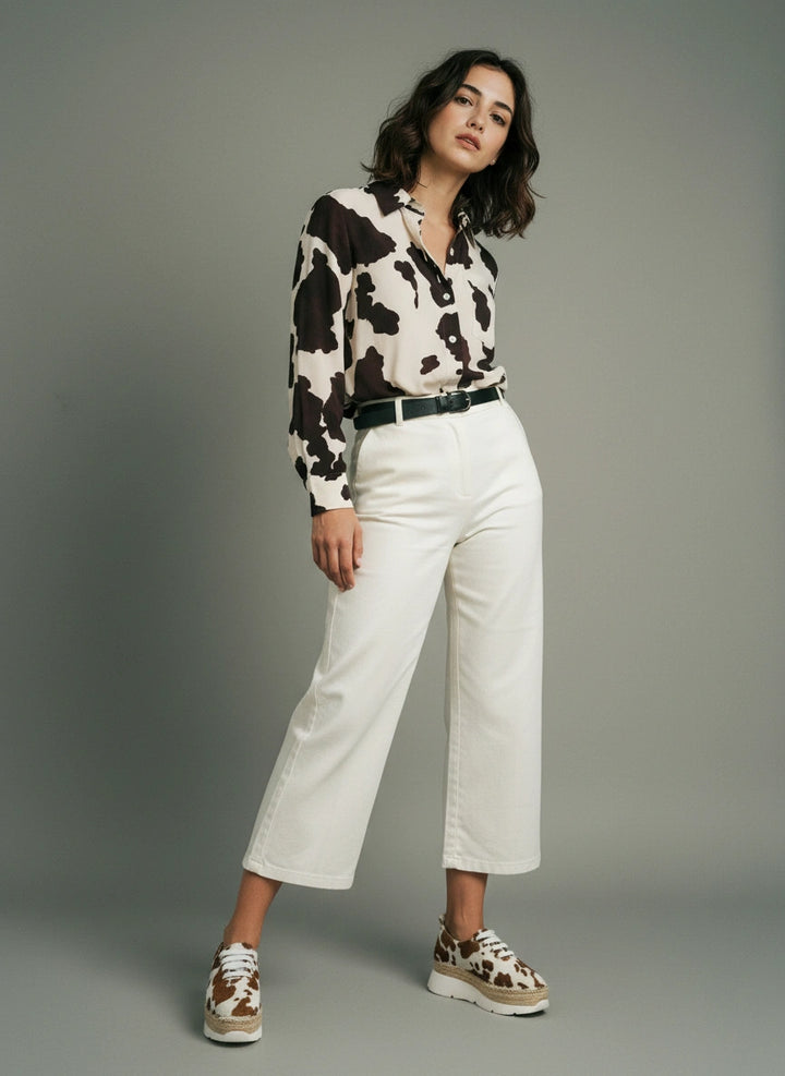 Sneakers animal print vaca con suela de yute y goma | Naos 90